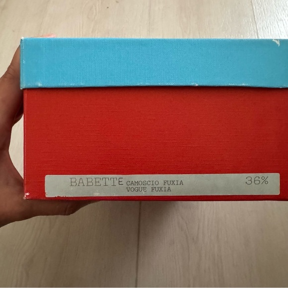 Jean-Michel Cazabat Babette suede kitten block heel in fuchsia - Picture 3 of 9